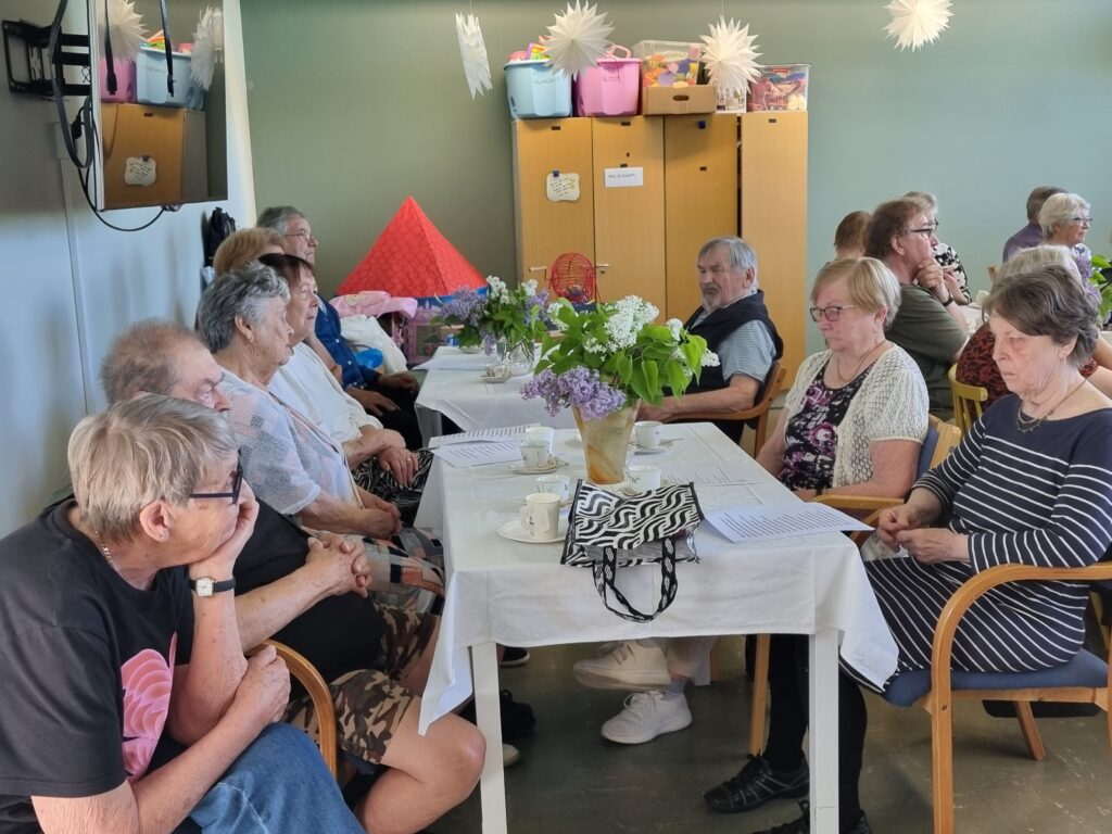 Tupatuen tapaamisen yhteiskuva